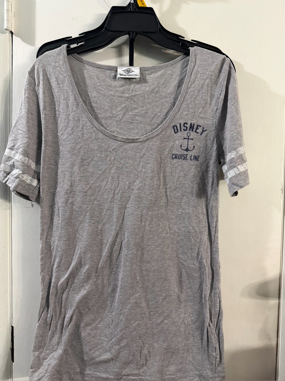 Disney Cruise Lines Medium Tee